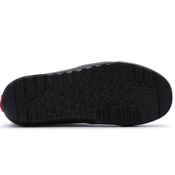 Vans Sk8-Hi Dr MTE-2. Brand New. Mens Size: 7.5. - Picture 8 of 9